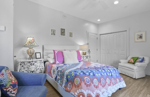 Pass Christian Hotel | Hotel Pass Christian Queen Suite 305