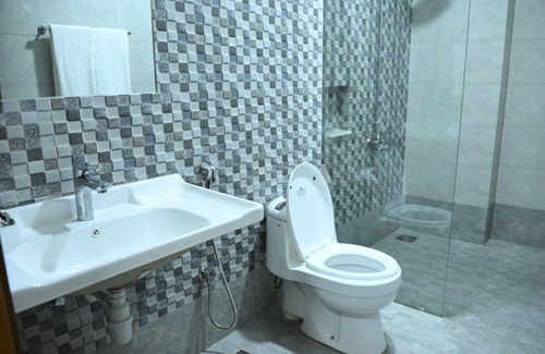 Saddar Town Hotel | Hotel Pearl Inn