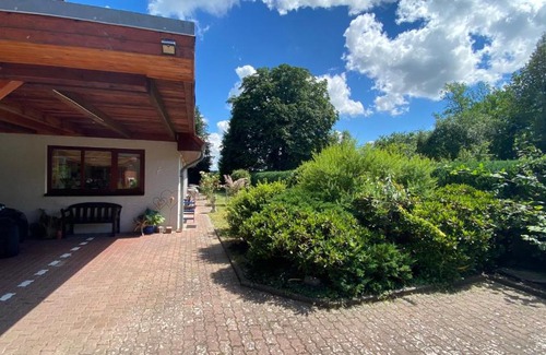 Negast House | Hotel Pension Brilke Negast