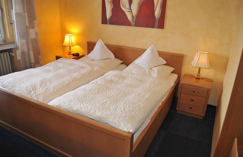Hellenthal Bed & Breakfast | Hotel Pension Haus Berghof - Double Room Shower/WC with balcony or terrace