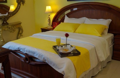 Esmeraldas Hotel | Hotel Perla Verde