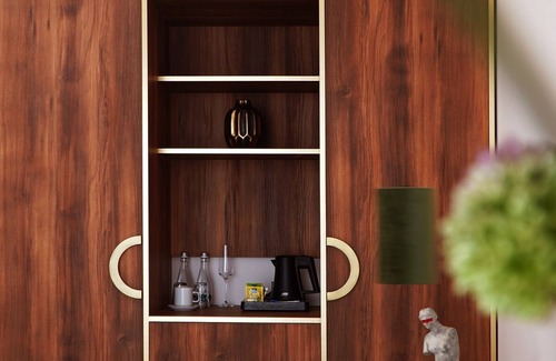Srodmiescie Hotel | Hotel Pietryna