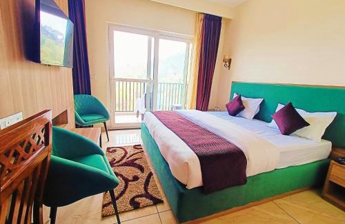Banikhet Hotel | Hotel Pines & Peaks Dalhousie