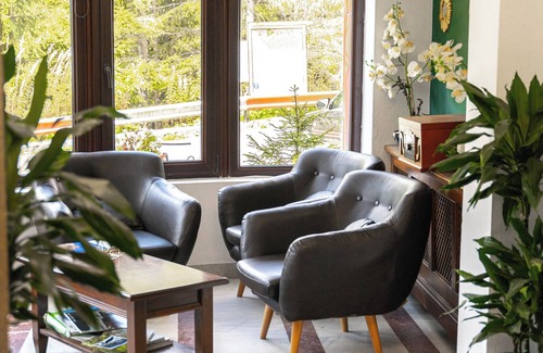 Capatanenii Pamanteni Hotel | Hotel Piscul Negru