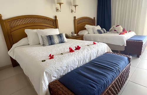 Zona Hotelera Norte Resort | Hotel Playa Azul Cozumel