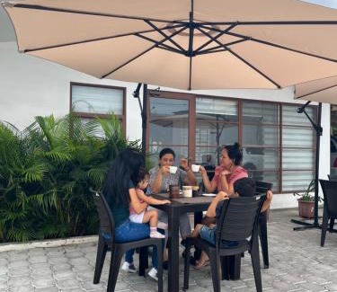 Pedernales House | HOTEL PLAYAS PERDERNALES ECUADOR