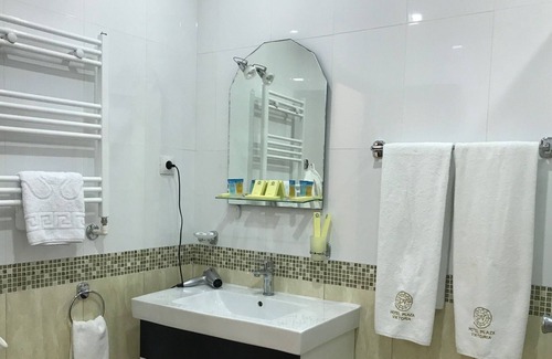 Gyumri Hotel | Hotel Plaza Viktoria