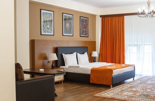 Gyumri Hotel | Hotel Plaza Viktoria