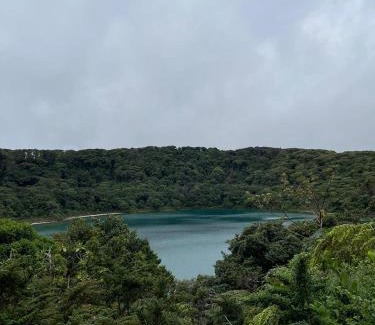 Fraijanes Hotel | Hotel Poas Paradise