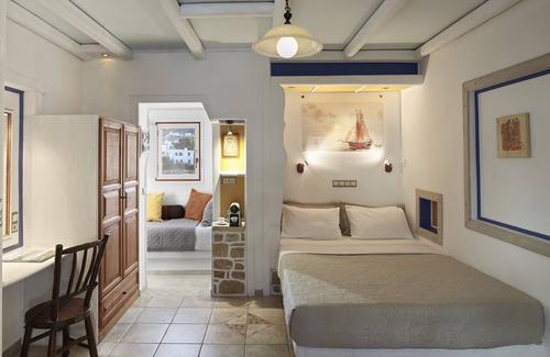 Folegandros Town Hotel | Hotel Polikandia