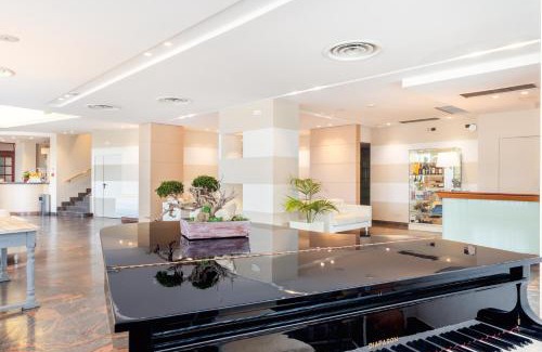 San Michele di Ganzaria Hotel | Hotel Pomara
