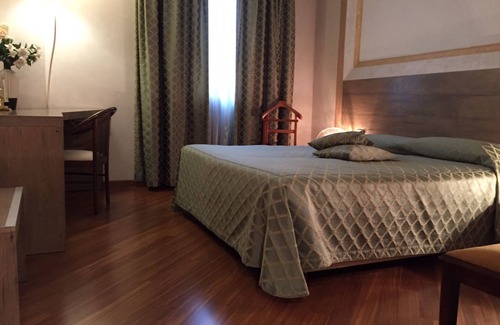 San Giorgio in Bosco Hotel | Hotel Posta 77