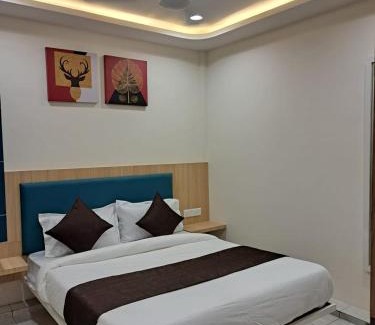Vastrapur Hotel | Hotel Pratham Inn