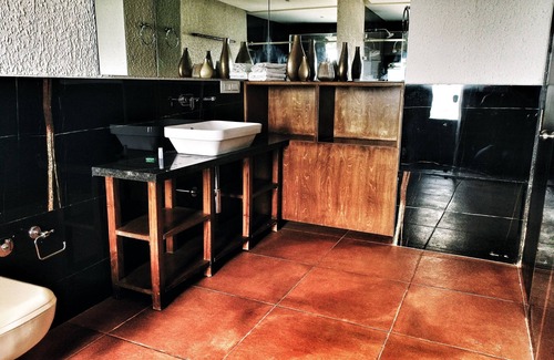 Jalgaon Hotel | Hotel President Cottage Resort
