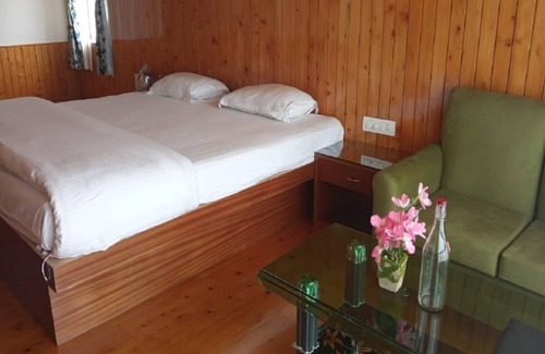 Loleygaon Hotel | Hotel Pride