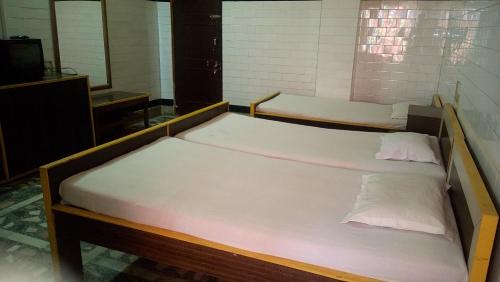 Paltan Bazaar Hotel | Hotel Prince