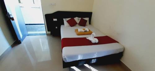 Ganapathichettikulam Hotel | Hotel Priso