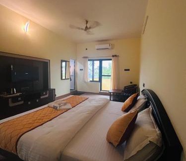 Ganapathichettikulam Hotel | Hotel Priso