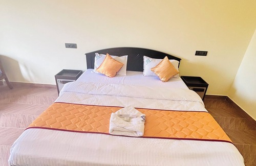 Ganapathichettikulam Hotel | Hotel Priso