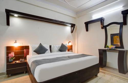 Ghaziabad Hotel | Hotel Prithvi Palace Near RDC & Santosh Hospital
