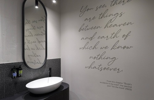 Zizkov Hotel | Hotel Prokop Square