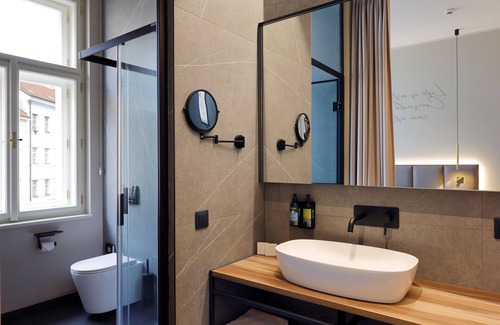 Zizkov Hotel | Hotel Prokop Square