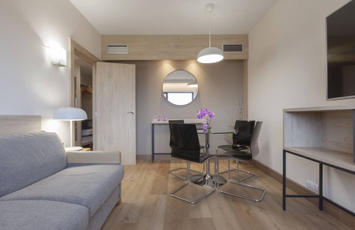 Barakaldo Hotel | Hotel Puerta de Bilbao