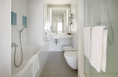 Barakaldo Hotel | Hotel Puerta de Bilbao