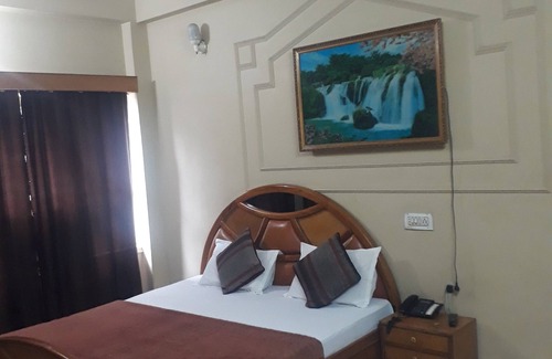 Gopalbari Apartment | HOTEL PUROHIT GOOD HOTEL IN JAIPUR