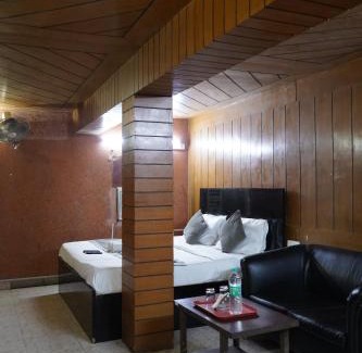 Noida Hotel | Hotel Quadis - Noida sec 15