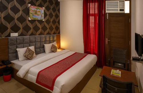 Noida Hotel | Hotel Quadis - Noida sec 51