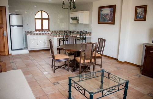 Lazaro Cardenas Hotel | Hotel Quinta Antigua