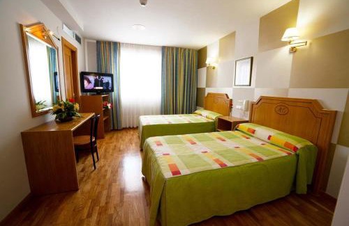 Cabia Hotel | Hotel Río Cabia