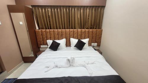 Thousand Lights House | Hotel RA Apartment