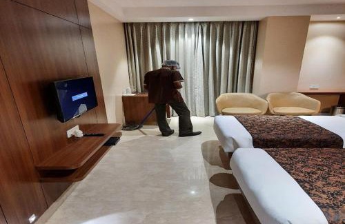 Ahmednagar Hotel | Hotel Radiance