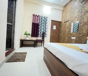Faizabad Hotel | Hotel Raghukul Palace Ayodhya-By Admiral Group Of Hotels