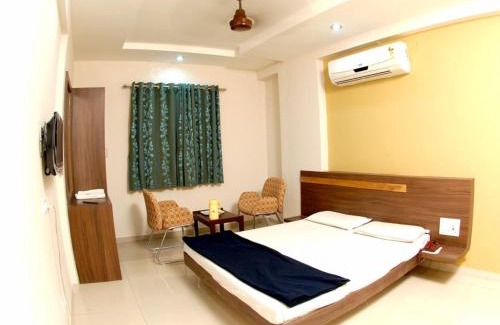 Sayajiganj Hotel | Hotel Rahi Inn