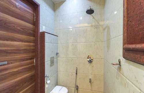 Ahmednagar Hotel | Hotel Raj Palace