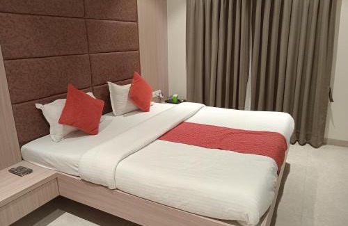 Ahmednagar Hotel | Hotel Rajshree