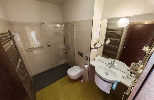 Nove Mesto nad Metuji Hotel | Hotel Rajska Zahrada