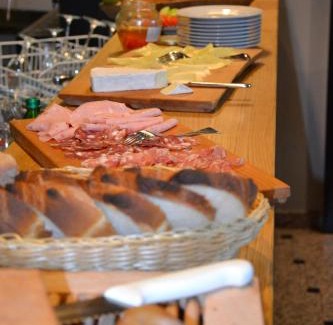 Trebnje Hotel | Hotel Rakar