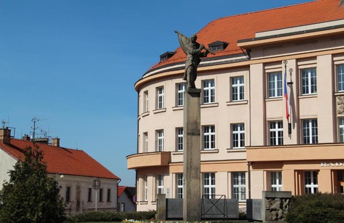Nove Mesto nad Metuji Hotel | Hotel Rambousek