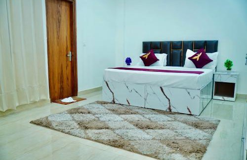 Noida Hotel | Hotel Red Brick By Admire Stay