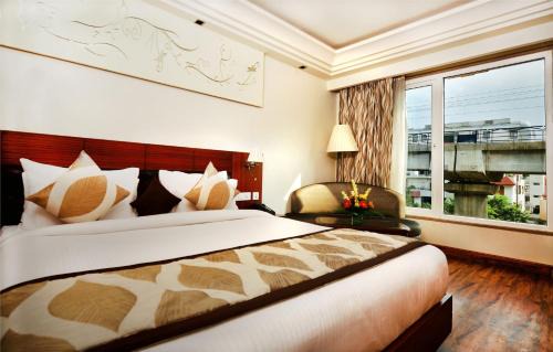 Patel Nagar Hotel | Hotel Regent Grand