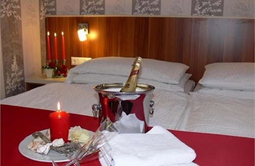 Bad Deutsch-Altenburg Hotel | Hotel Restaurant Stöckl