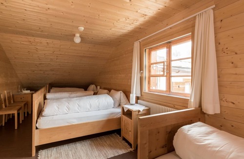 Casti-Wergenstein Hotel | Hotel Restaurant Capricorns