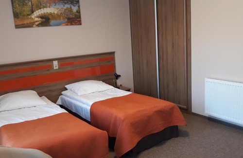 Jarocin Hotel | Hotel - Restauracja "SŁONECZNA"