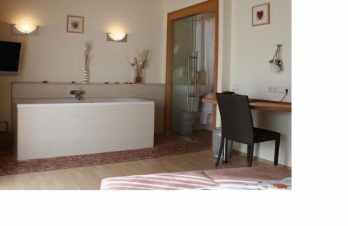 Dannenfels Hotel | Hotel - Restaurant Bastenhaus