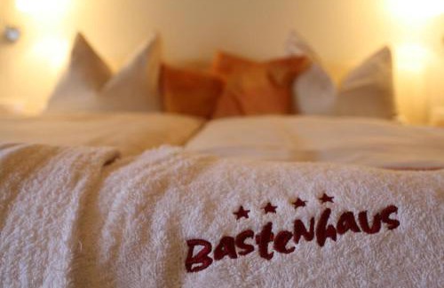 Dannenfels Hotel | Hotel - Restaurant Bastenhaus