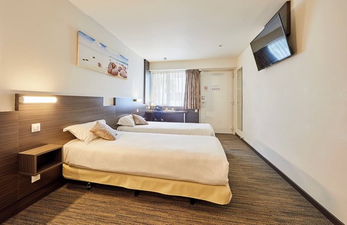 Crevin Hotel | HOTEL RESTAURANT BEL AIR